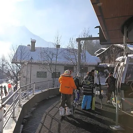 Chalet-ski-station Hostel *